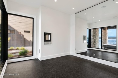 Experience refined WATERFRONT living in this 6,500+ sq ft - photo 46