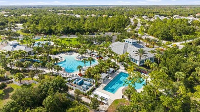 Step into this upgraded 2018 2 bed, 2 bath, + den villa in Grand - photo 49