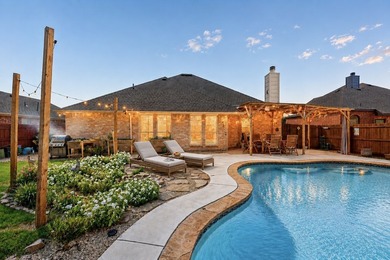 COMING SOON! Lakeside neighborhood in Quality 1 story 4 room - photo 2