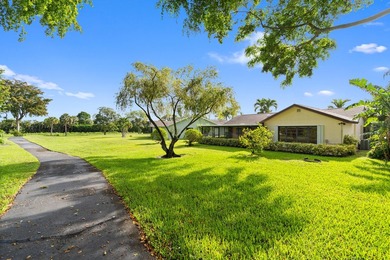 Great location! This Charming 2-bed, 2-bath home plus office and - photo 3