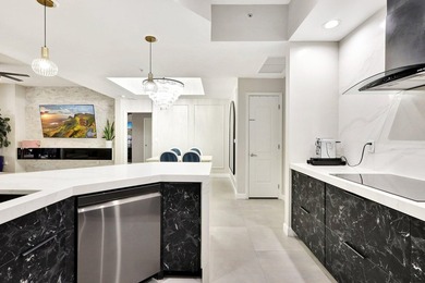 Experience unparalleled luxury in the heart of downtown City - photo 15