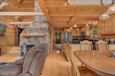 Lovingly built and cared for by the same family of skilled - photo 16