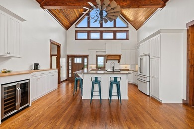 Craftsmanship meets country, perched in one of Ohio's most - photo 18
