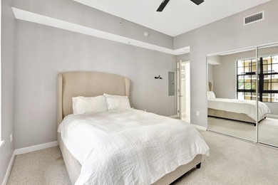 Experience unparalleled luxury in the heart of downtown City - photo 18