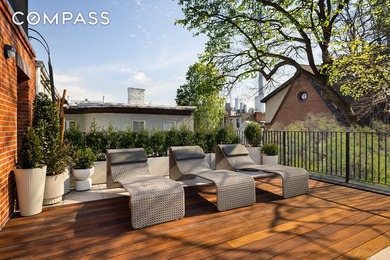 A new townhouse residence by ECKSTROM. On one of Cobble Hill s - photo 21