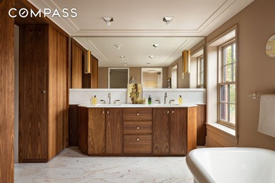 A new townhouse residence by ECKSTROM. On one of Cobble Hill s - photo 22