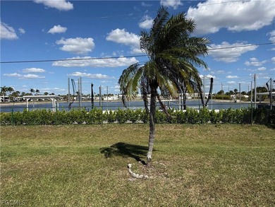 Welcome to your slice of paradise in sunny Fort Myers! This - photo 24