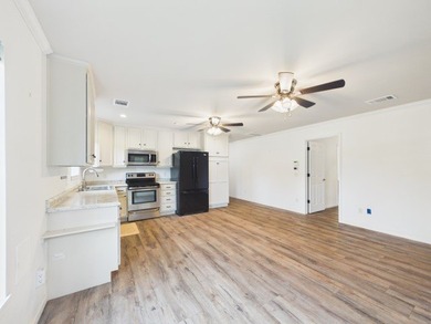 Custom steel-frame home with guest quarters, shop, pool, pond & - photo 25