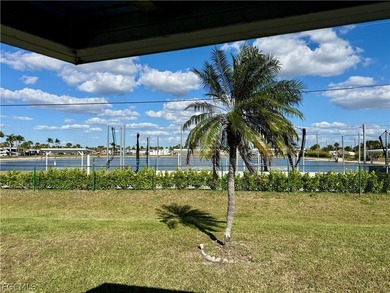 Welcome to your slice of paradise in sunny Fort Myers! This - photo 27