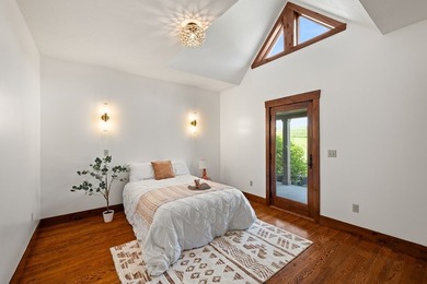 Craftsmanship meets country, perched in one of Ohio's most - photo 29