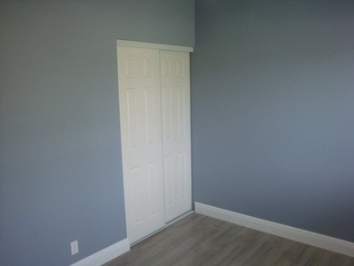 Welcome to this beautiful four-bedroom, two-bathroom single - photo 29