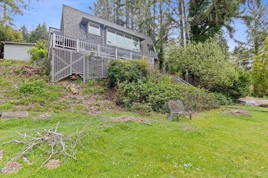 Lakefront living on Devils Lake! Bring your boat and water toys! - photo 37