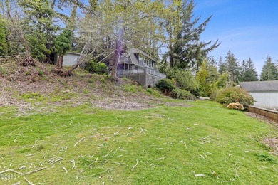 Lakefront living on Devils Lake! Bring your boat and water toys! - photo 38