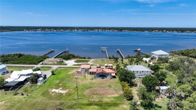 Unique is an understatement in describing this 4 bedroom, 3 - photo 9