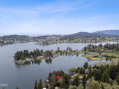 Lakefront living on Devils Lake! Bring your boat and water toys! - photo 41
