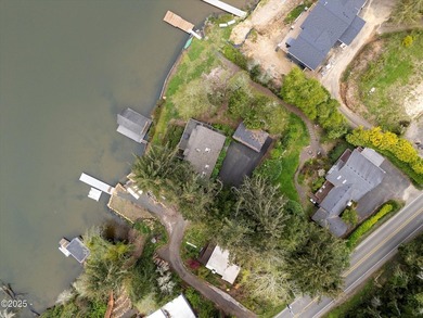 Lakefront living on Devils Lake! Bring your boat and water toys! - photo 42