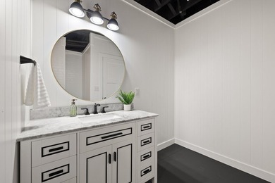 Craftsmanship meets country, perched in one of Ohio's most - photo 43