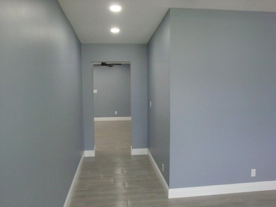 Welcome to this beautiful four-bedroom, two-bathroom single - photo 44