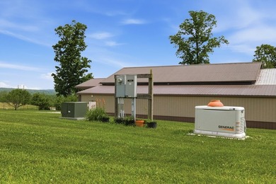 Craftsmanship meets country, perched in one of Ohio's most - photo 48