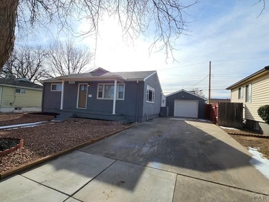 Welcome to this well-maintained, move-in-ready home that - photo 3
