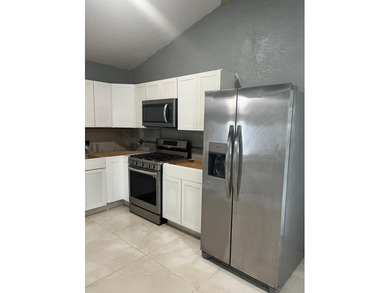 LOCATION, LOCATION, LOCATION! Beautiful property located in the - photo 7