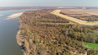 Carolina Chute Lake Acreage For Sale in Greenville Mississippi