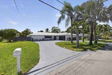 Another 5-Star Transformation in the Highly Desired Town of Lake - photo 3