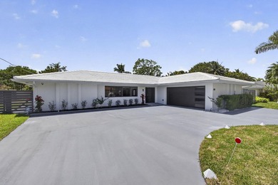 Another 5-Star Transformation in the Highly Desired Town of Lake - photo 4