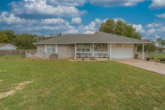 Lake Tawakoni Home For Sale in Emory Texas