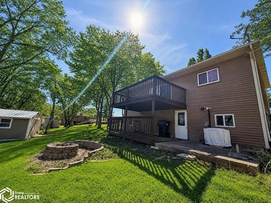 Opportunity awaits with this 2-bedroom, 1-bath home situated on - photo 2