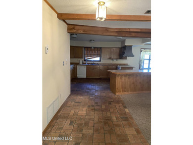 So much to offer in this Southern Coastal home. This ranch style - photo 4