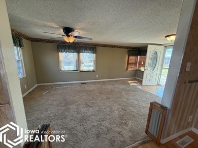 Opportunity awaits with this 2-bedroom, 1-bath home situated on - photo 9