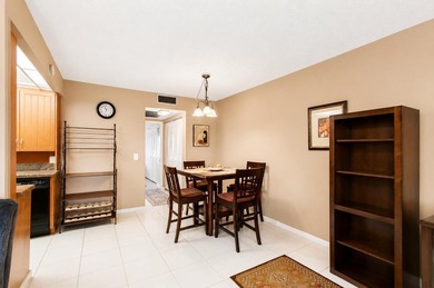 Beautifully renovated 1-bedroom, 1.5-bath condo in Century - photo 7