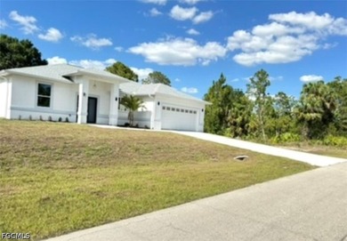 NEW HOME IN THE HEART OF LEHIGH ACRES! MOVE IN READY! GREAT - photo 12