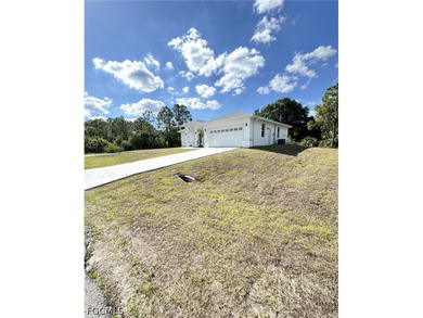 NEW HOME IN THE HEART OF LEHIGH ACRES! MOVE IN READY! GREAT - photo 13