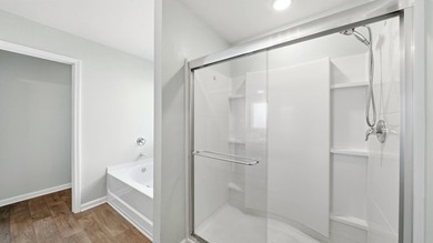 Welcome to a beautifully maintained 4-bedroom, 2-bath home in - photo 14