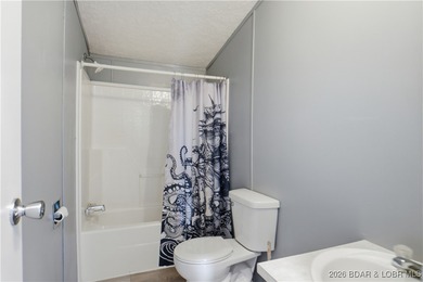 Tidy, clean and updated manufactured home with over 3 acres - photo 16