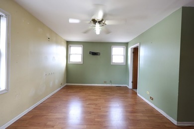 Bring your vision to this generously sized 4-bedroom, 3-bath - photo 23