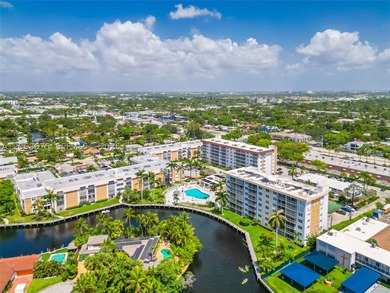 Beautifully renovated 1-bedroom, 1-bath condo in an unbeatable - photo 25