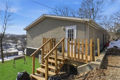 Tidy, clean and updated manufactured home with over 3 acres - photo 31