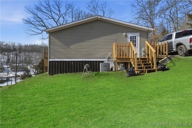 Tidy, clean and updated manufactured home with over 3 acres - photo 32