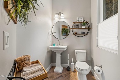 Experience Elevated Mountain Living in the prestigious Flagstaff - photo 35