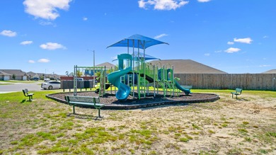 Welcome to a beautifully maintained 4-bedroom, 2-bath home in - photo 48
