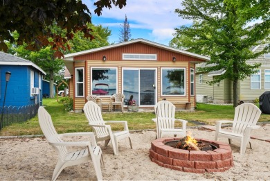 Lake Home For Sale in Houghton Lake, Michigan