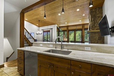 Emily Grant, RE/MAX Pinnacle, C:,,: Tucked into the trees, this - photo 10