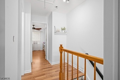 Move right into this freshly painted 2-bedroom, 1.5-bath - photo 11