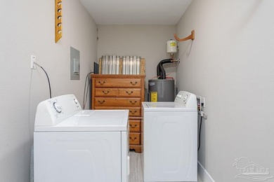 Discover the perfect blend of comfort and convenience in this - photo 14