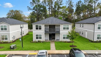 Turnkey investment opportunity in a rapidly growing Jacksonville - photo 1