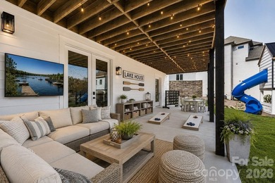 Discover the perfect blend of livable luxury at this exceptional - photo 10