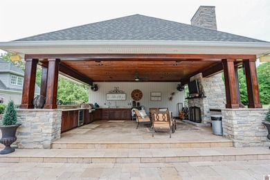 Private 9-acre estate in Western Kentucky offering luxury living - photo 8